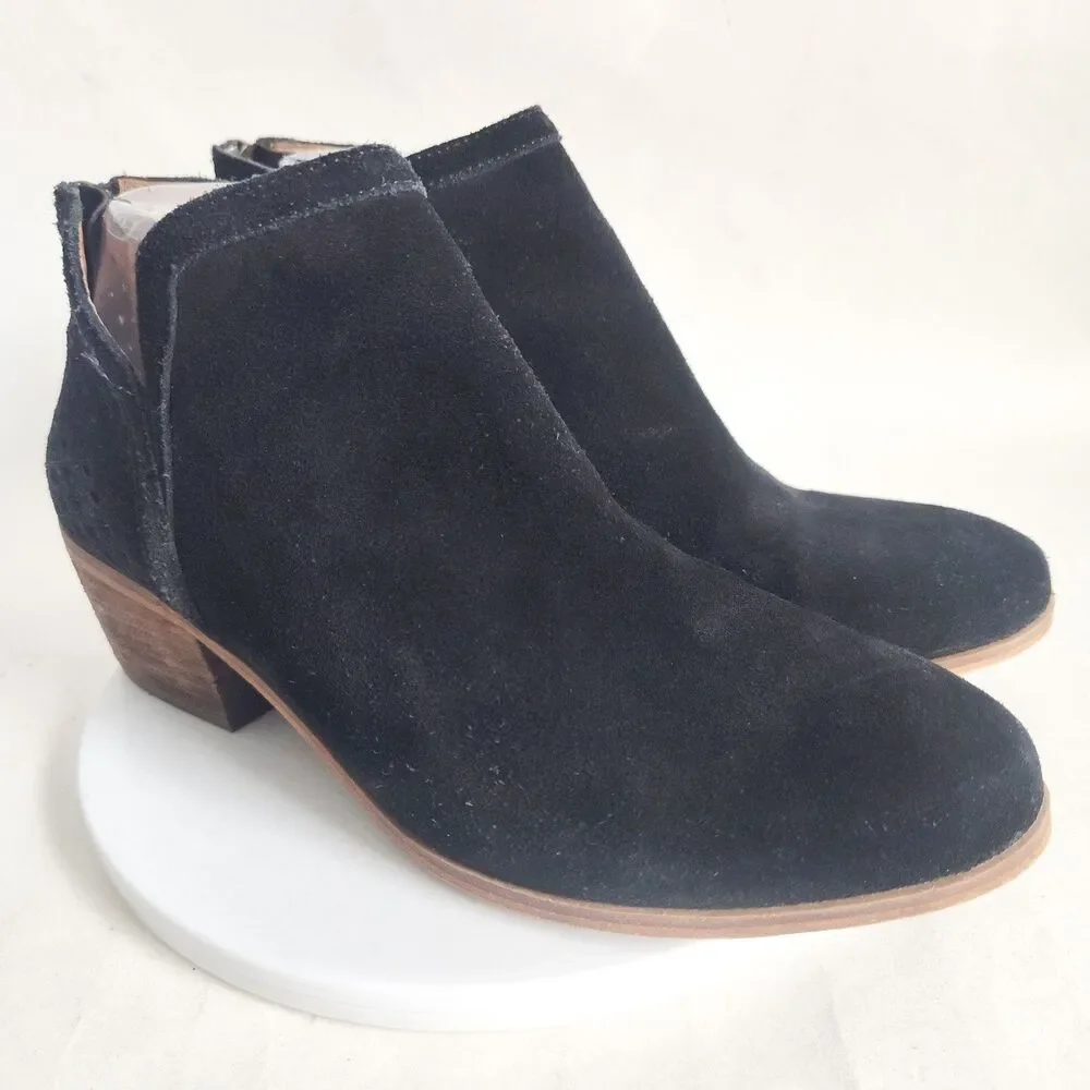 Susina V-Cut Boots Size 8 Block Heel Black Perforated Suede Booties Blakely Zip‎
